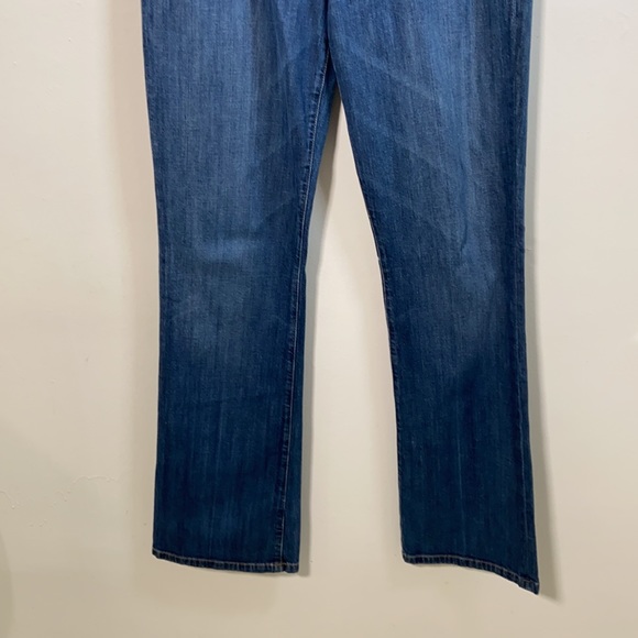 Joe’s Jeans Socialite Kick Flare Denim in Nora Wash - Picture 4 of 10